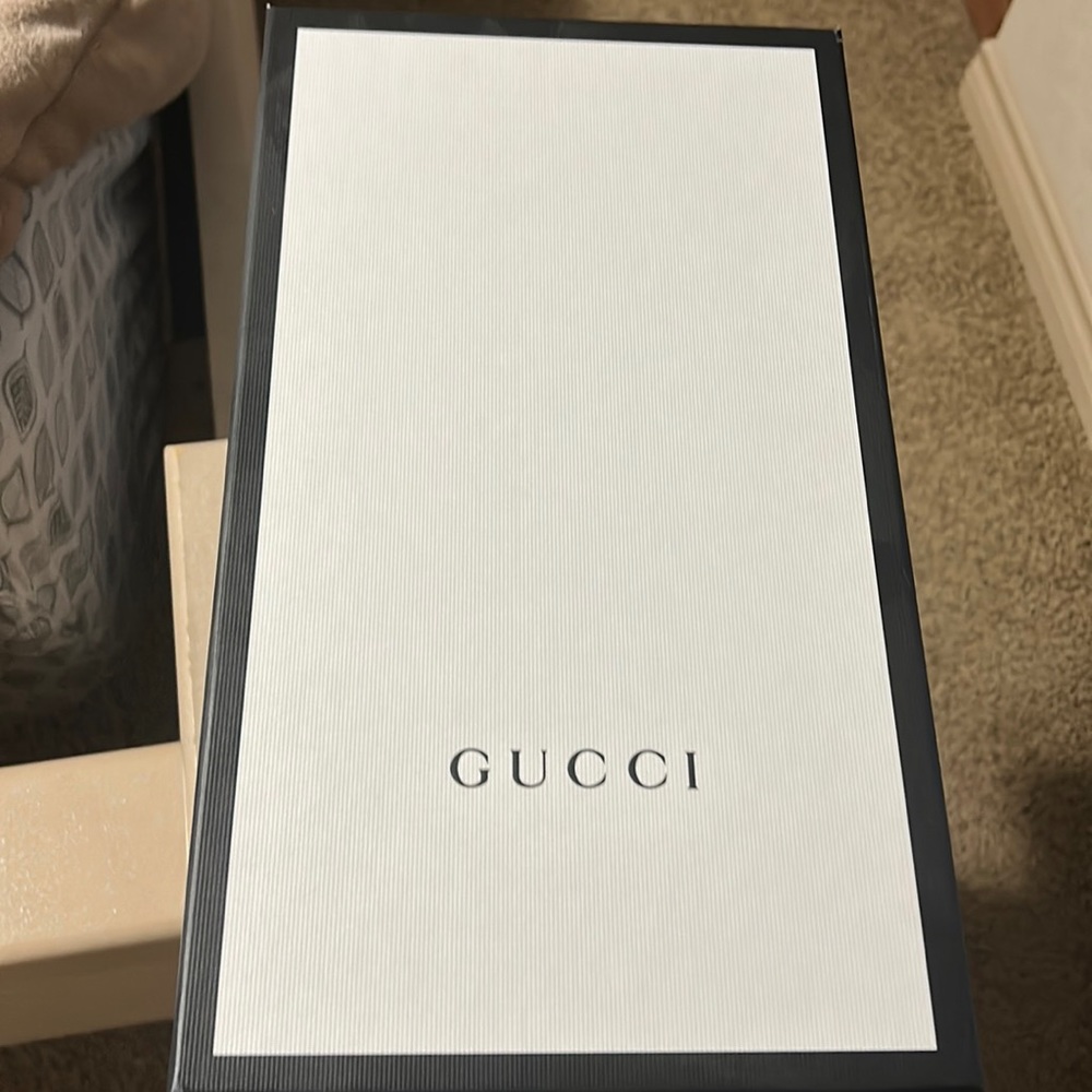 Gucci shoe box